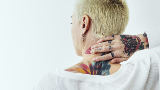 Tattoo & Schmerz: Was dich erwartet – und wie du dich mental vorbereitest